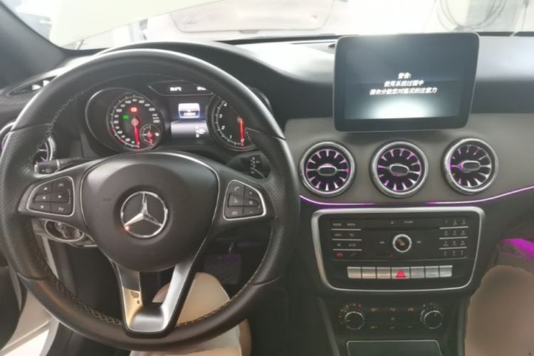 Used Mercedes-Benz CLA 2017 Refreshed CLA 200 Sport Edition Center Console