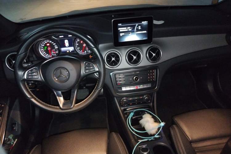 Used Mercedes-Benz CLA 2017 CLA 200 Sport Edition Center Console