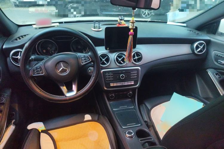 Used Mercedes-Benz CLA 2017 Facelifted CLA 200 Stylish Edition Center Console