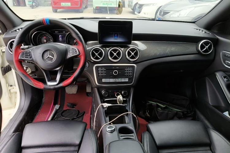 Used Mercedes-Benz CLA 2017 Facelifted CLA 200 Stylish Edition Center Console