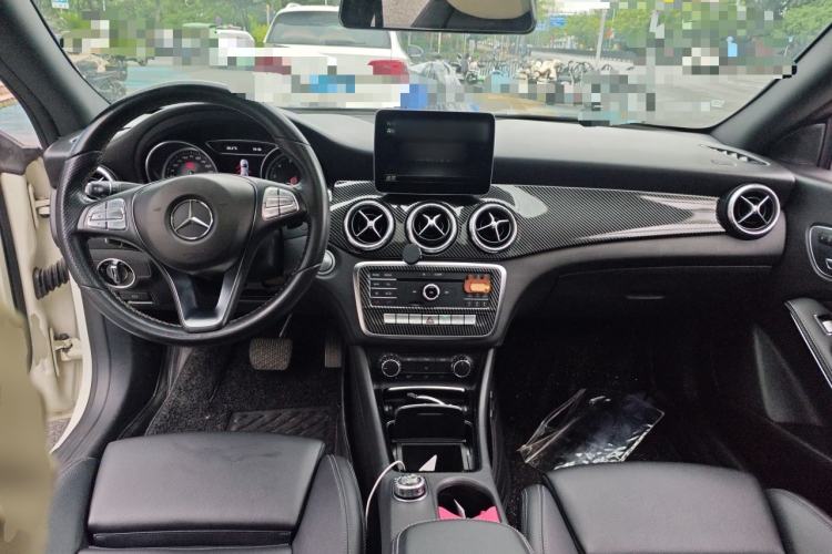 Used Mercedes-Benz CLA 2017 Facelifted CLA 200 Stylish Edition Center Console