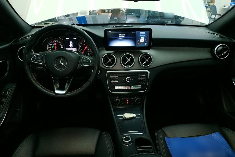 Used Mercedes-Benz CLA 2017 CLA 200 Sport Edition Center Console