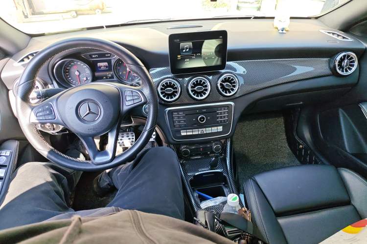 Used Mercedes-Benz CLA 2017 Facelifted CLA 200 Stylish Edition Center Console