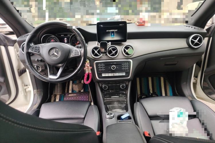 Used Mercedes-Benz CLA 2017 CLA 200 Sport Edition Center Console