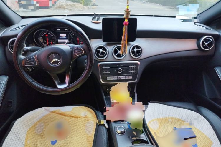 Used Mercedes-Benz CLA 2017 Facelifted CLA 200 Stylish Edition Center Console