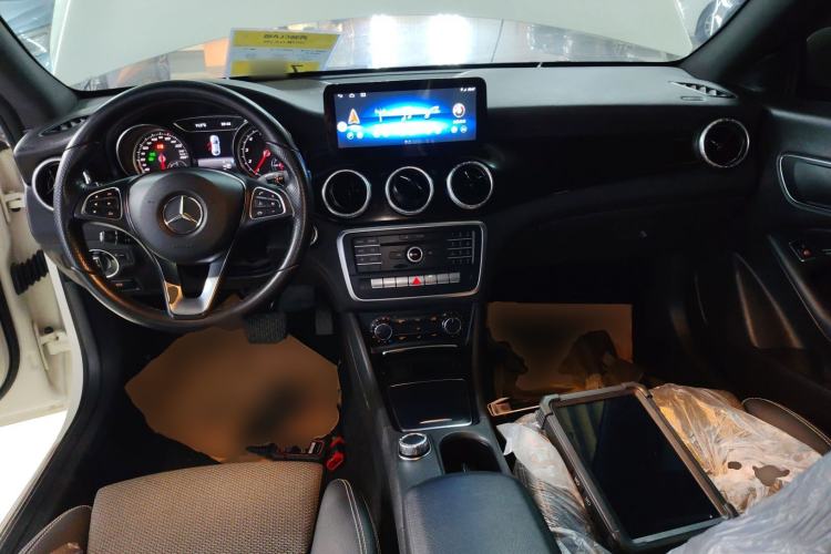 Used Mercedes-Benz CLA 2017 CLA 180 Center Console