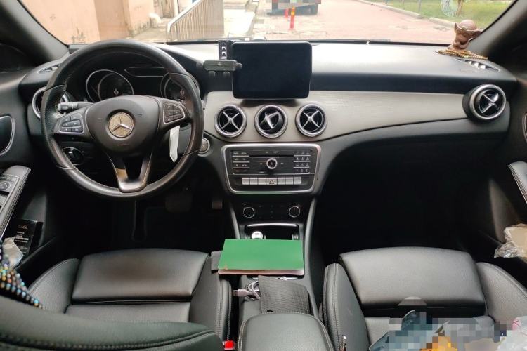 Used Mercedes-Benz CLA 2017 Refreshed CLA 200 Sport Edition Center Console