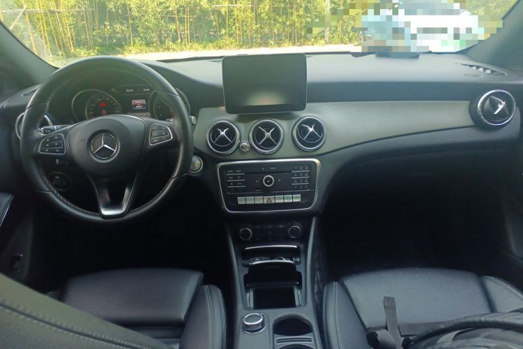 Used Mercedes-Benz CLA 2017 Facelifted CLA 200 Stylish Edition Center Console