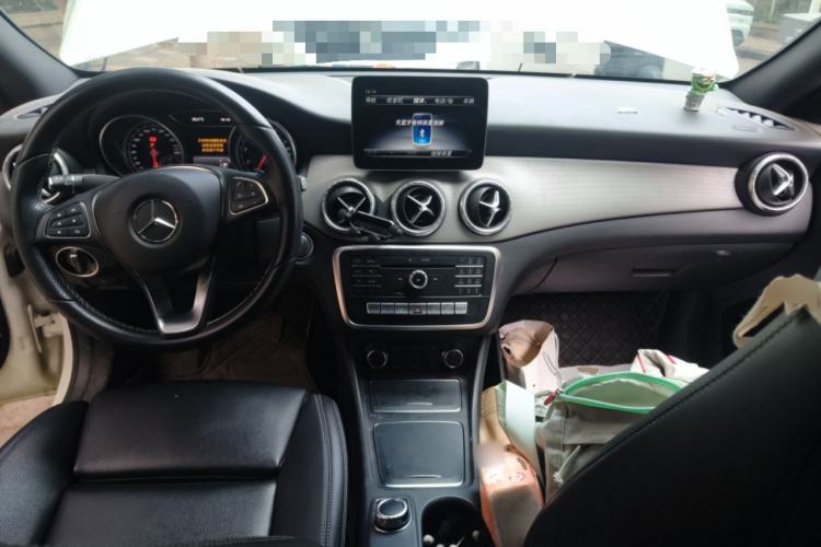Used Mercedes-Benz CLA 2017 CLA 200 Style Edition Center Console
