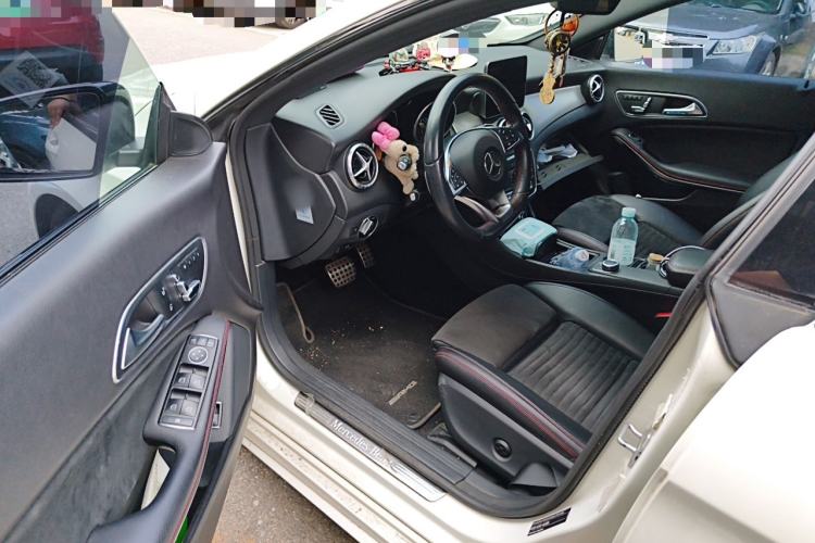Used Mercedes-Benz CLA 2017 Refreshed CLA 220 4MATIC Driver Seat