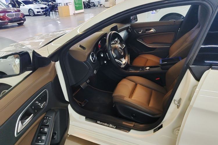 Used Mercedes-Benz CLA 2017 CLA 260 4MATIC Driver Seat