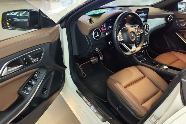 Used Mercedes-Benz CLA 2017 CLA 260 4MATIC Driver Seat
