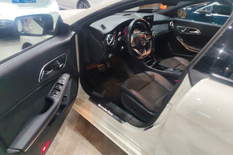 Used Mercedes-Benz CLA 2017 CLA 220 4MATIC Driver Seat