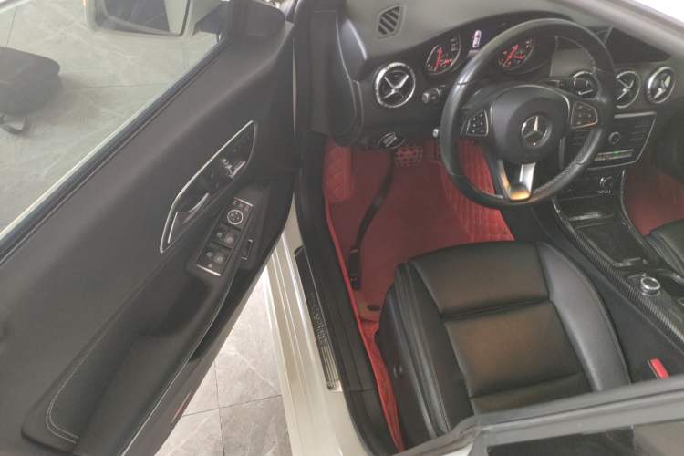 Used Mercedes-Benz CLA 2017 CLA 200 Style Edition Driver Seat
