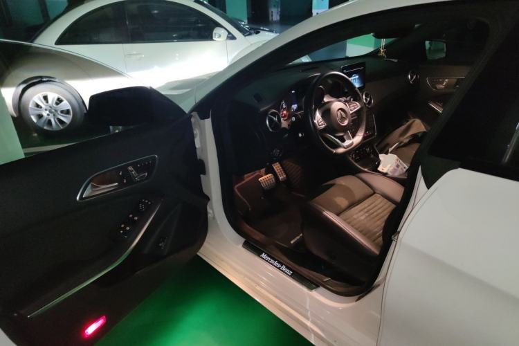 Used Mercedes-Benz CLA 2017 CLA 220 4MATIC Driver Seat
