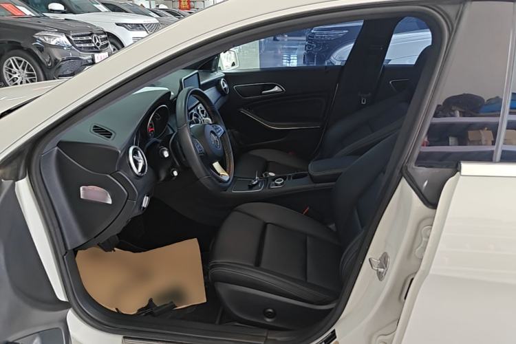 Used Mercedes-Benz CLA 2017 CLA 200 Style Edition Driver Seat