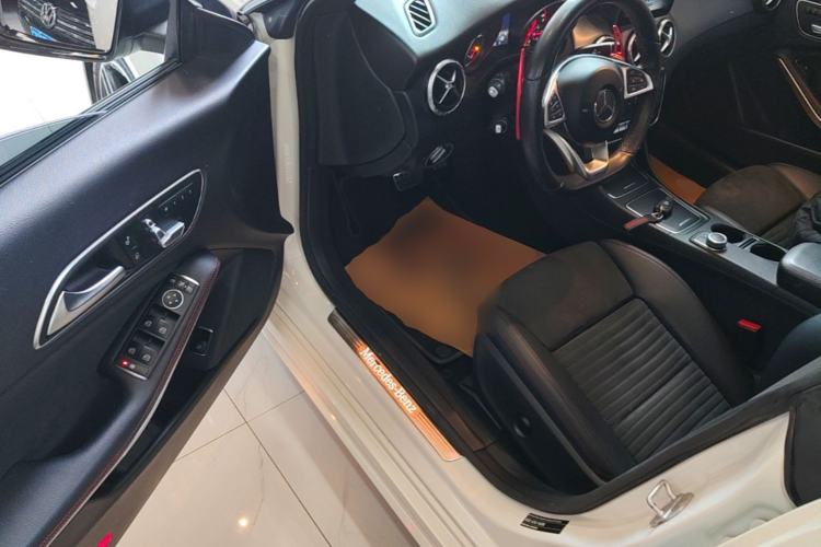 Used Mercedes-Benz CLA 2017 CLA 220 4MATIC Driver Seat