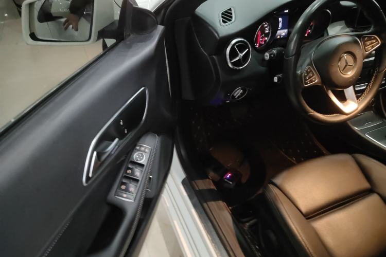 Used Mercedes-Benz CLA 2017 Refreshed CLA 200 Sport Edition Driver Seat