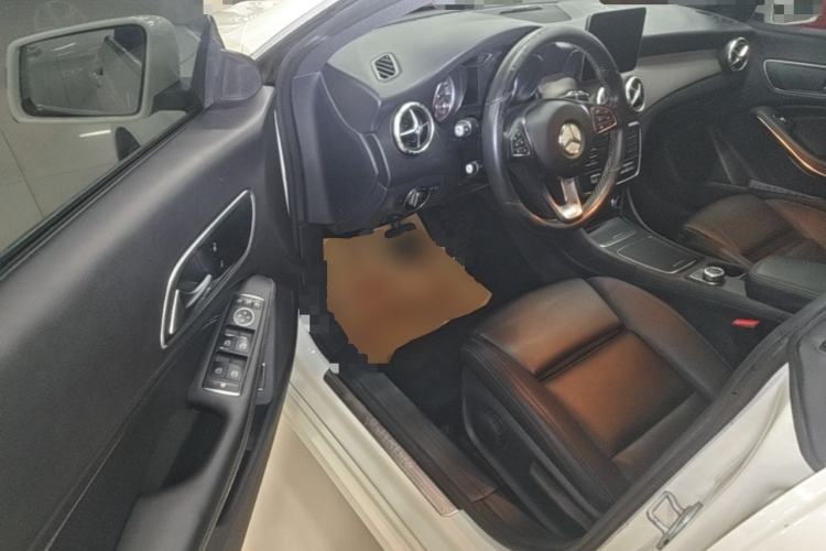 Used Mercedes-Benz CLA 2017 Refreshed CLA 200 Sport Edition Driver Seat