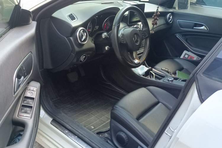 Used Mercedes-Benz CLA 2017 Refreshed CLA 200 Sport Edition Driver Seat