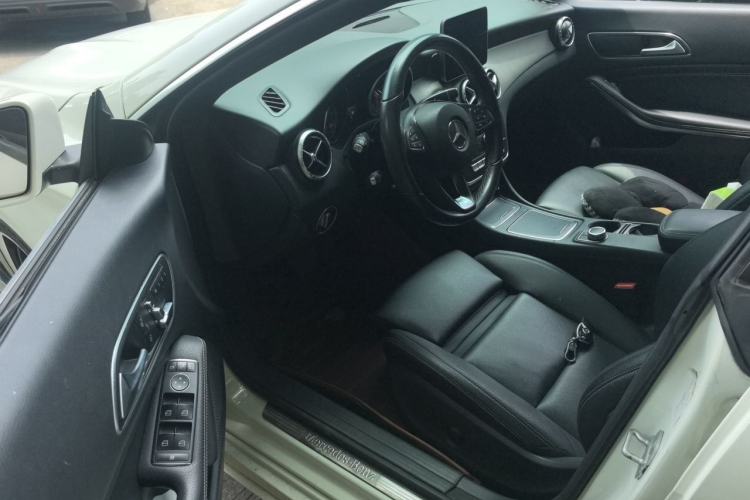 Used Mercedes-Benz CLA 2017 CLA 200 Style Edition Driver Seat