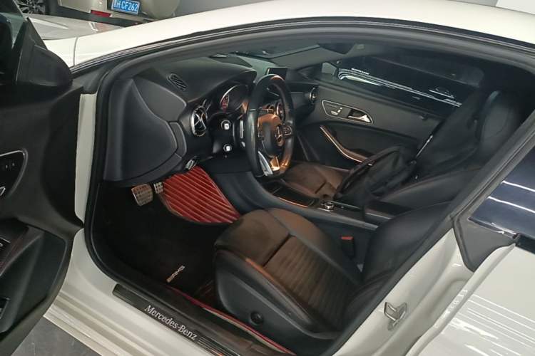 Used Mercedes-Benz CLA 2017 CLA 220 4MATIC Driver Seat