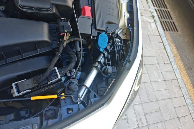 Used Mercedes-Benz CLA 2017 CLA 220 4MATIC Engine Bay Left
