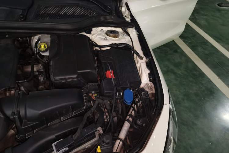 Used Mercedes-Benz CLA 2017 CLA 220 4MATIC Engine Bay Left