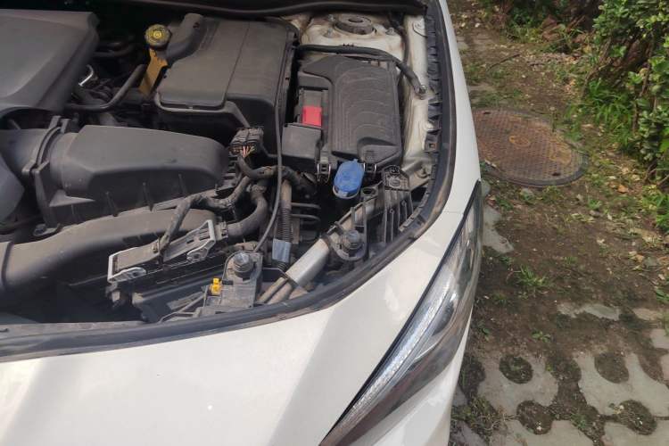 Used Mercedes-Benz CLA 2017 CLA 220 4MATIC Engine Bay Left