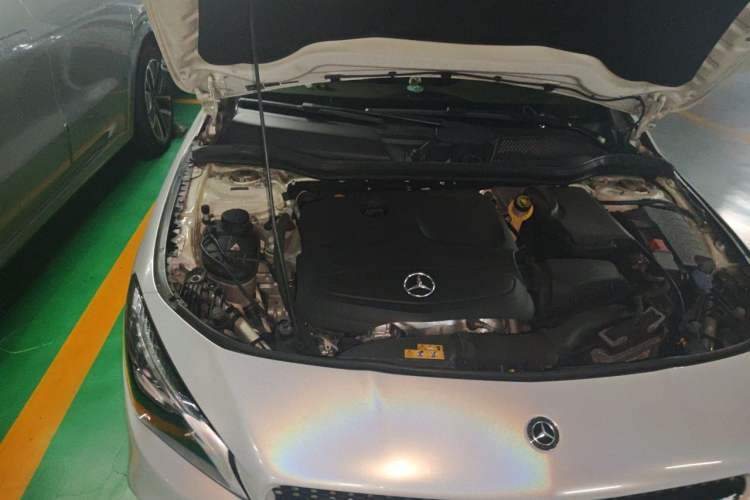 Used Mercedes-Benz CLA 2017 CLA 260 4MATIC Engine Bay Right