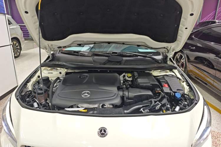 Used Mercedes-Benz CLA 2017 Refreshed CLA 220 4MATIC Engine Bay