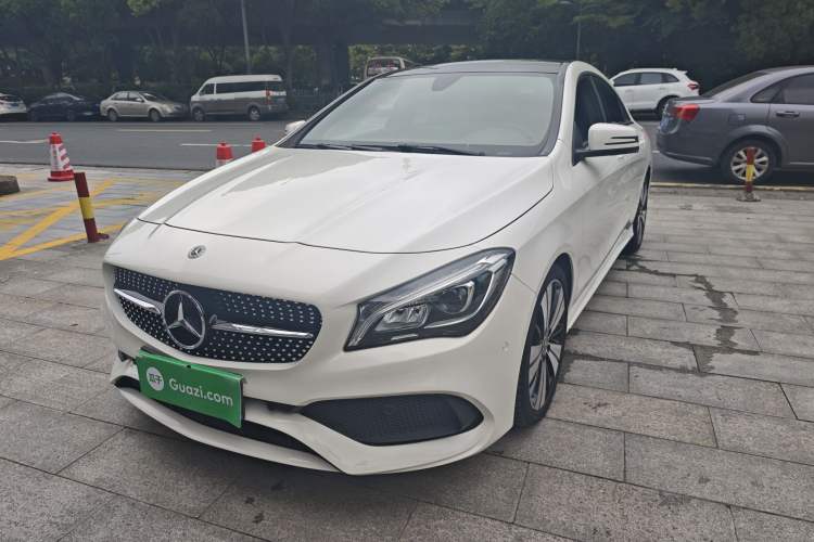 Used Mercedes-Benz CLA 2017 Facelifted CLA 200 Stylish Edition Exterior 1