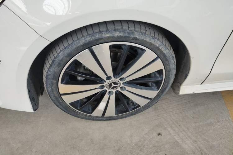 Used Mercedes-Benz CLA 2017 Facelifted CLA 200 Stylish Edition Exterior 1