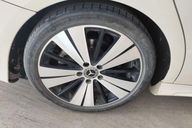 Used Mercedes-Benz CLA 2017 Facelifted CLA 200 Stylish Edition Exterior 2