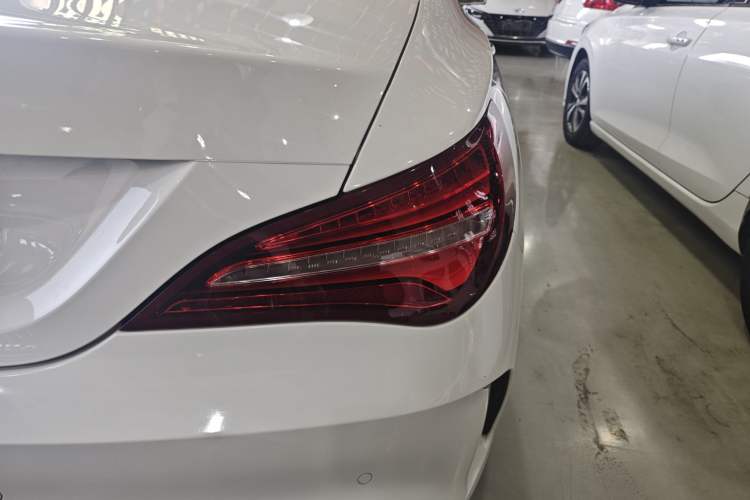 Used Mercedes-Benz CLA 2017 Facelifted CLA 200 Stylish Edition Exterior 3