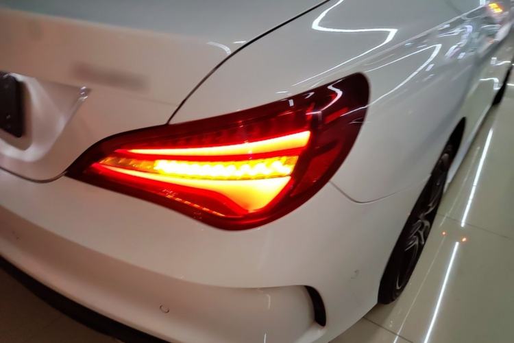Used Mercedes-Benz CLA 2017 Refreshed CLA 220 4MATIC Exterior 3