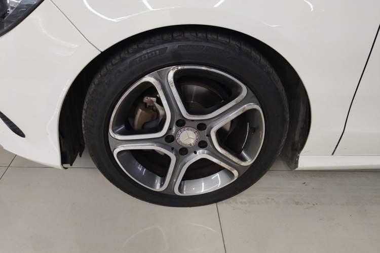 Used Mercedes-Benz CLA 2017 CLA 180 Exterior 4
