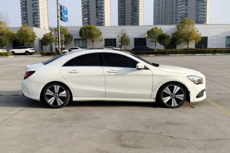 Used Mercedes-Benz CLA 2017 Facelifted CLA 200 Stylish Edition Exterior 5