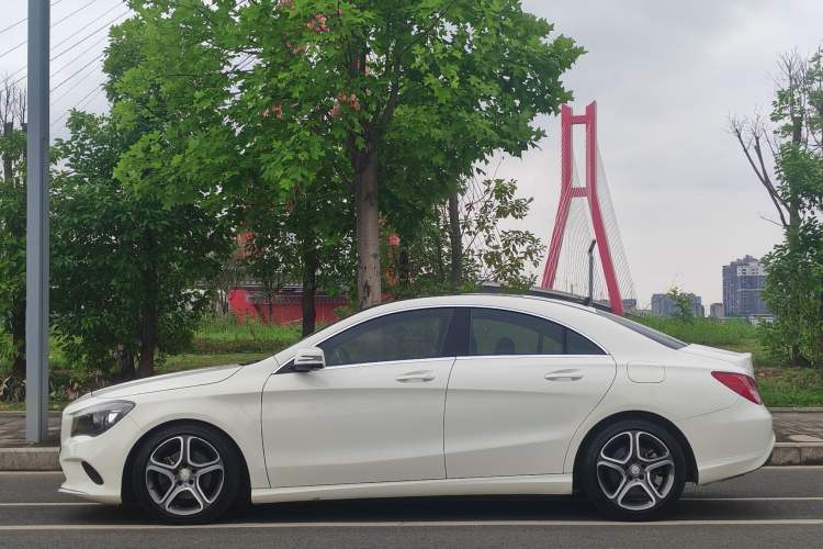 Used Mercedes-Benz CLA 2017 CLA 180 Exterior 6