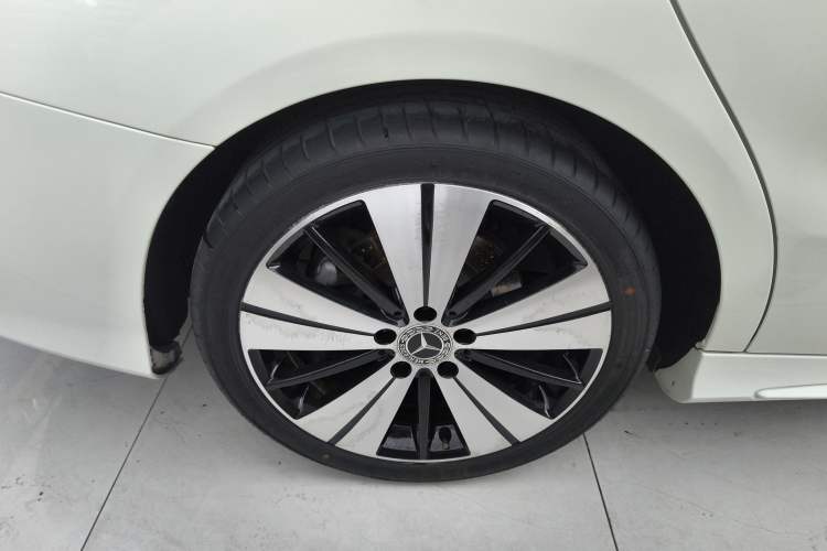 Used Mercedes-Benz CLA 2017 Facelifted CLA 200 Stylish Edition Exterior 8