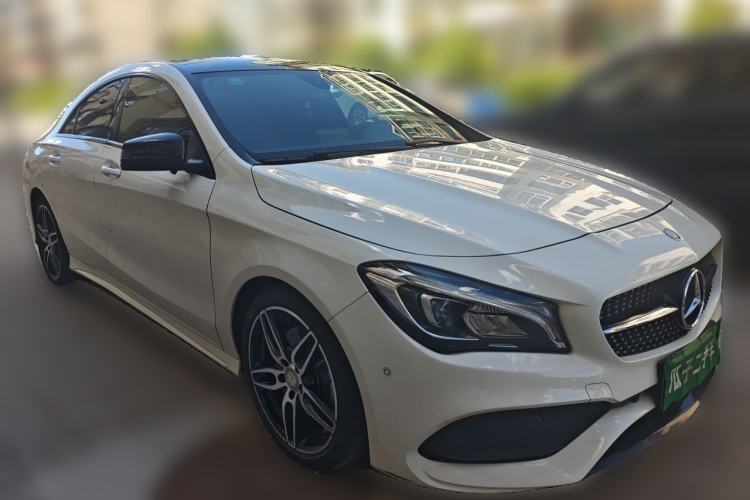 Used Mercedes-Benz CLA 2017 CLA 220 4MATIC Front Right 45 Deg