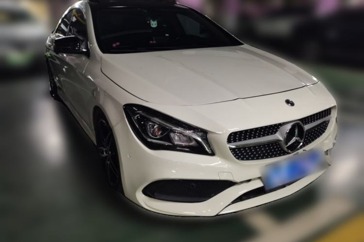 Used Mercedes-Benz CLA 2017 CLA 220 4MATIC Front Right 45 Deg