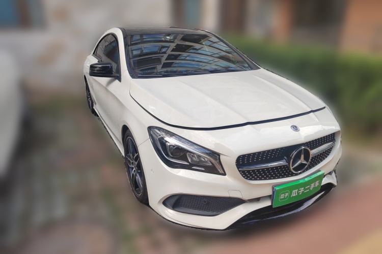 Used Mercedes-Benz CLA 2017 CLA 220 4MATIC Front Right 45 Deg