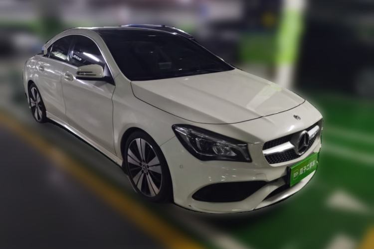 Used Mercedes-Benz CLA 2017 Facelifted CLA 200 Stylish Edition Front Right 45 Deg