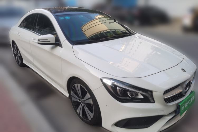 Used Mercedes-Benz CLA 2017 Facelifted CLA 200 Stylish Edition Front Right 45 Deg