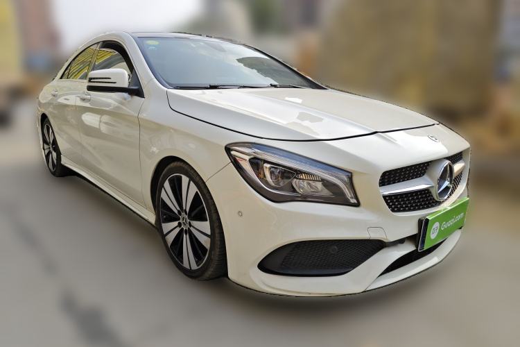 Used Mercedes-Benz CLA 2017 Facelifted CLA 200 Stylish Edition Front Right 45 Deg