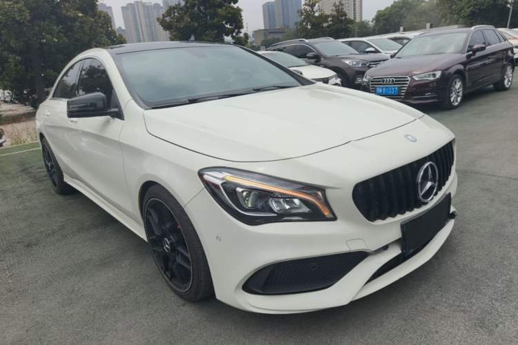Used Mercedes-Benz CLA 2017 CLA 200 Style Edition Front Right 45 Deg