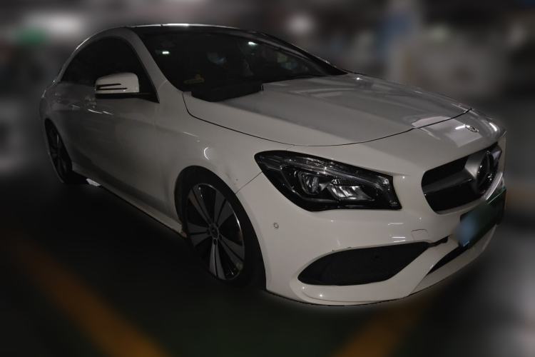 Used Mercedes-Benz CLA 2017 Facelifted CLA 200 Stylish Edition Front Right 45 Deg