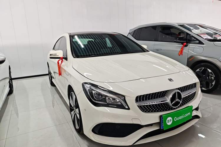 Used Mercedes-Benz CLA 2017 Facelifted CLA 200 Stylish Edition Front Right 45 Deg