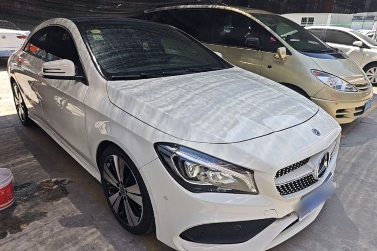 Used Mercedes-Benz CLA 2017 Facelifted CLA 200 Stylish Edition Front Right 45 Deg